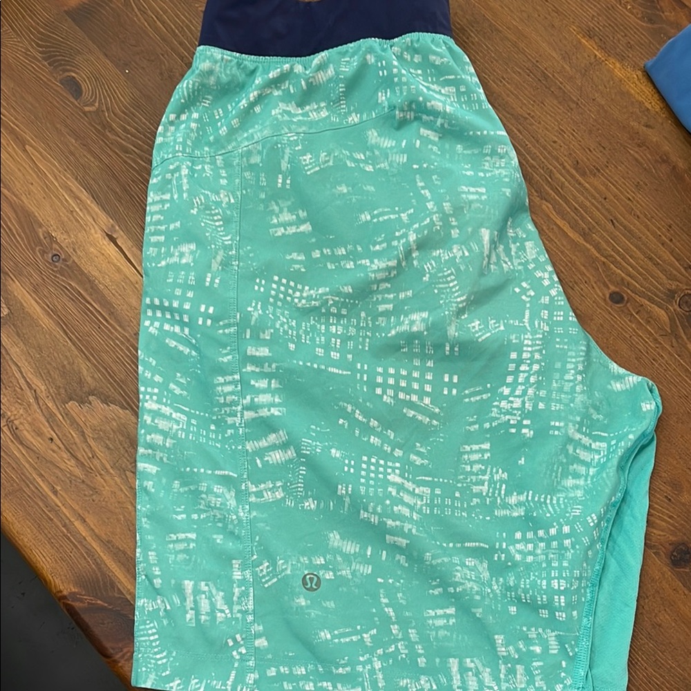 Lululemon men’s shorts
